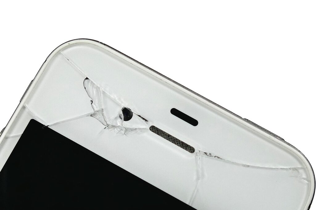 スマホの画面割れを修理する方法は？