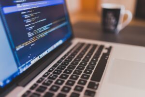 プログラミングスクールの選び方で失敗しないためのポイントは？