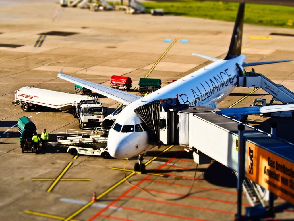 格安航空券を予約するためのおすすめのコツは？