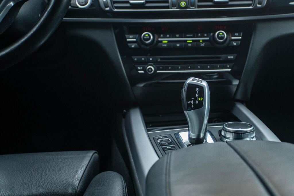 車の売却を成功させるために知っておきたい高く売る方法は？